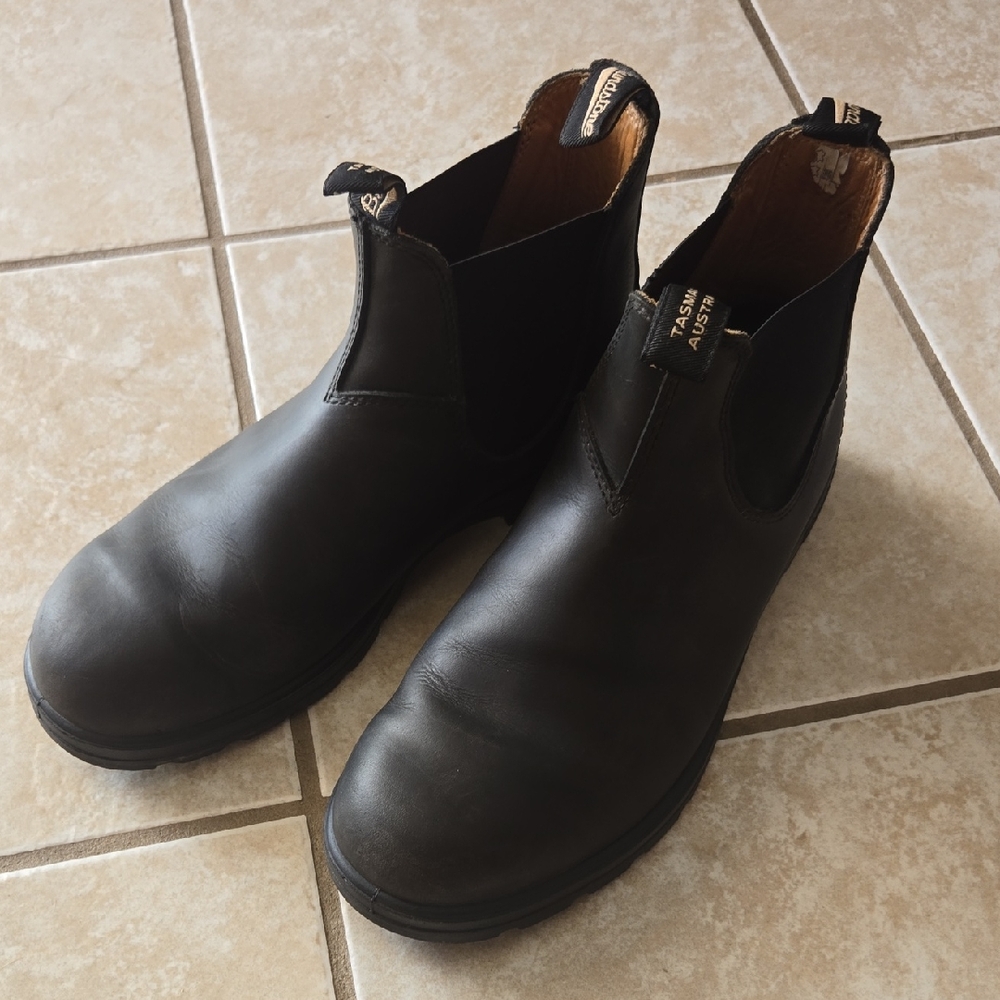 Blundstone Dark Brown Leather Boots